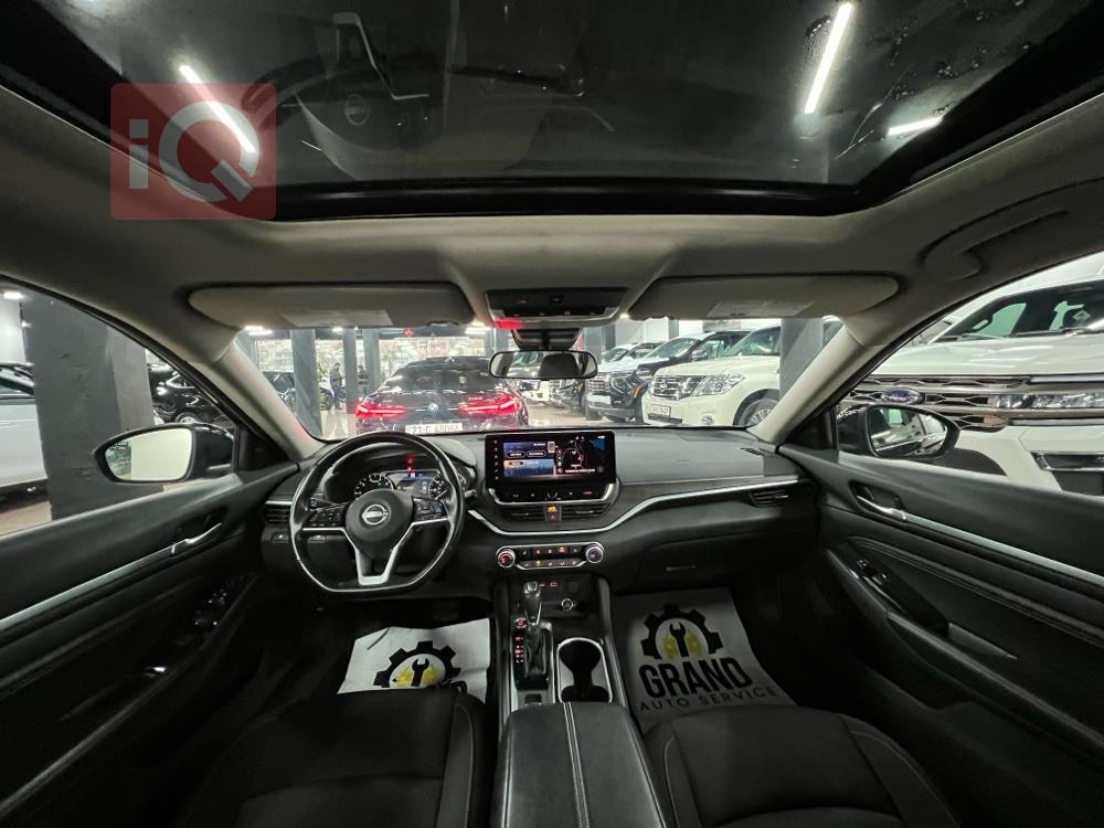 نیسان ئەلتیما